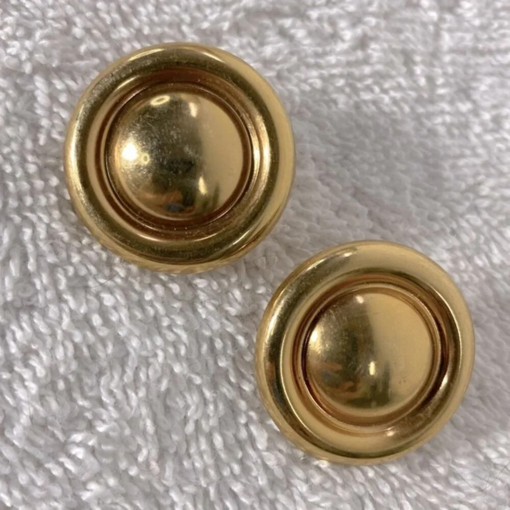 Vintage Gold Brass Tone Circle Clip On Earrings